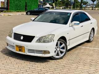 A picture of CROWN ATHLETE mwanza call WhatsApp 0686108116