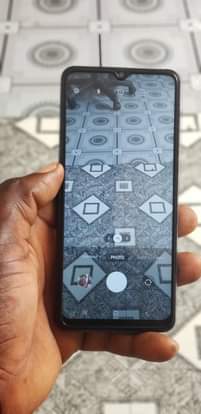 A picture of Samsung a12