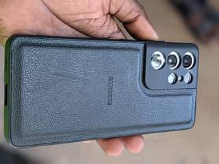 A picture of samsung S21
