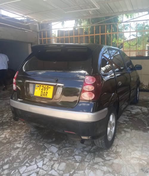A picture of Toyota nadia 3 9mtop