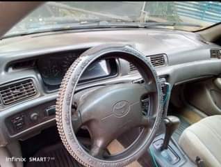 A picture of 1999 Toyota Camry
