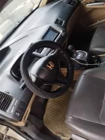 A picture of Honda civic 2007 at 1 8m
