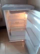 A picture of Fridge west point Safi jipyaa kabisaa Bei kitonga 190 cash