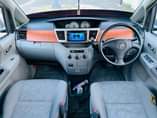 A picture of Toyota Noah New Shep