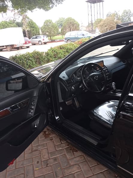 A picture of Mercedes Benz C300 4matic