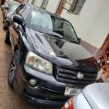 A picture of TOYOTA KLUGER L 33M