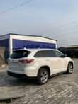 A picture of Foreign used 2015 upgraded to 2018 Toyota Highlander First body