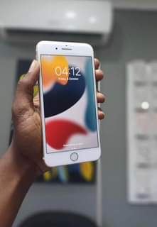 A picture of IPHONE 7 PLUS 32GB CLEAN AS NEW