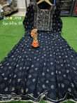 A picture of long anarkali kurti