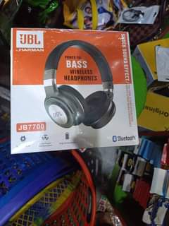 A picture of JBL HEADSET