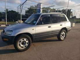 A picture of Rav 4 old