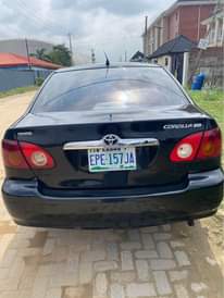 A picture of 2004 Toyota corolla with absolutely nothing to fix. Location is