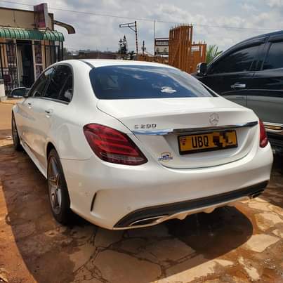 A picture of C200 2017 90M