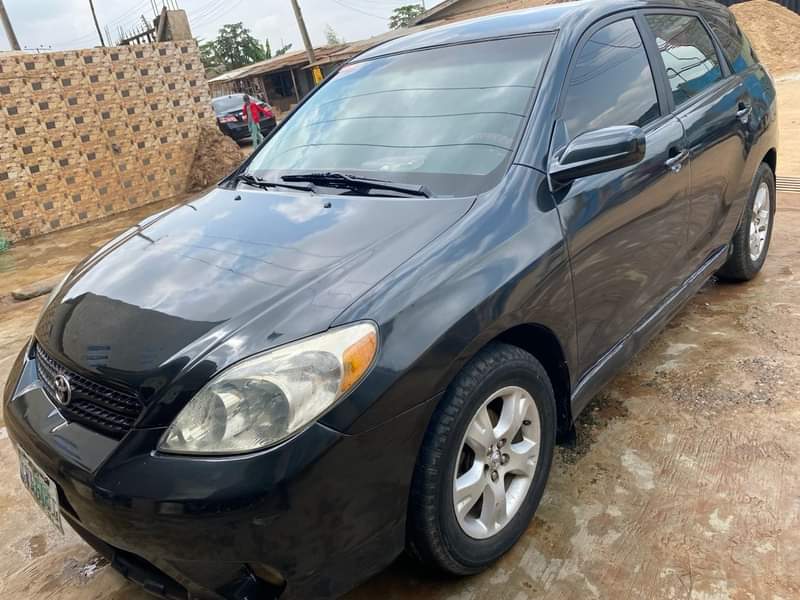 A picture of 2005 Toyota matrix ac gear and engine perfect condition Price
