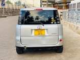 A picture of Sienta Kari Sana Price 8 tu Location mwanza 0764862357 0744301894