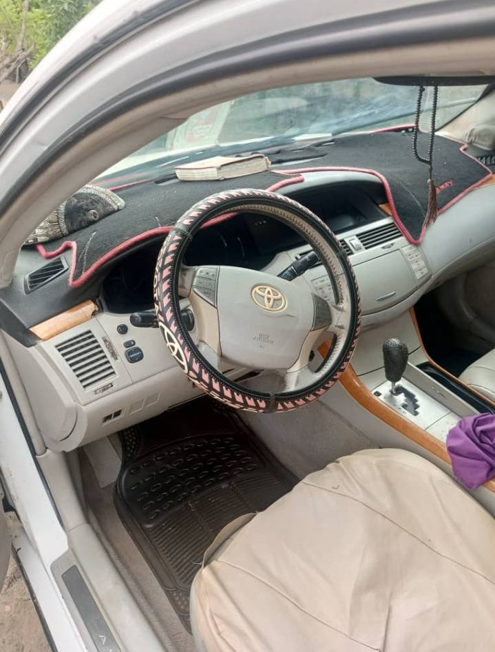 A picture of 2005 Toyota Avalon