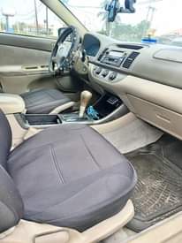 A picture of Toyota Camry 2 4