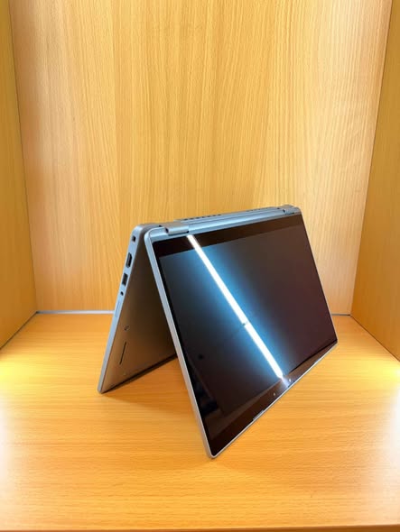 A picture of Dell latitude 5320 2in1