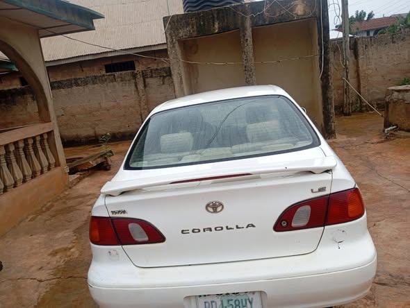 A picture of 2002 Toyota Corrola orobo