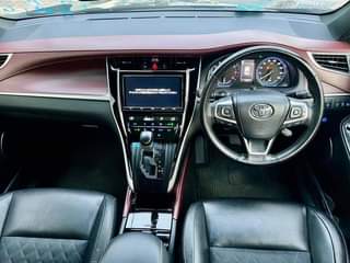 A picture of 2018 TOYOTA HARRIER NEW MODEL ANACONDA CHASSIS NUMBER