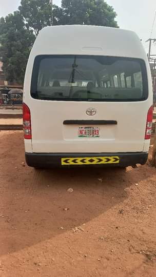 A picture of Toyota hiace available for sale in enugu 8m