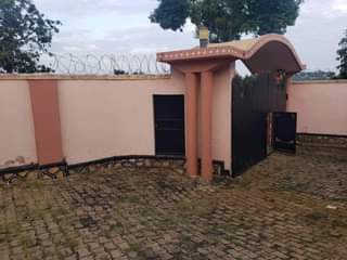 A picture of OFFER MUKONOnabuti 50by120fts 3Bedrooms. 90m 3Boys Quoters Garage 2bathrooms. 078547
