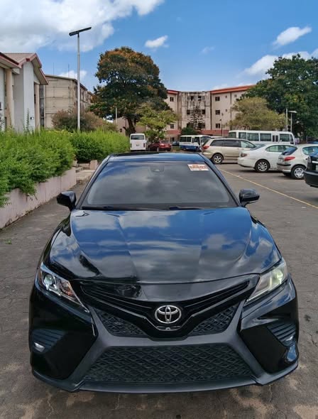 A picture of Toks 2018 Camry XLE