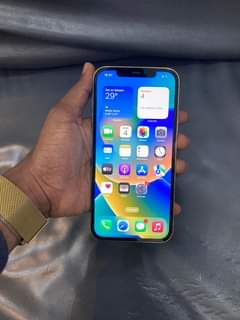 A picture of Iphone 12promax gb128