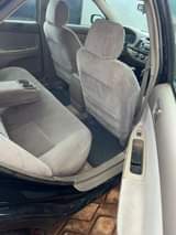 A picture of Toyota Camry 2004 4plugs painted on first body Engine gear