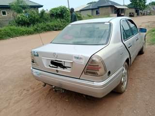 A picture of Mercedes 2001