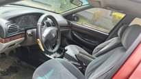 A picture of PEUGEOT 406 PRESTIGE