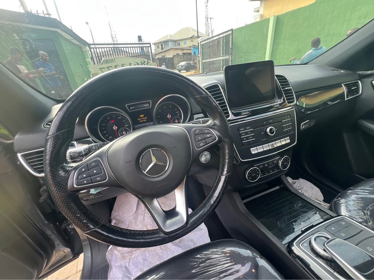 A picture of Foreign used Mercedes Benz GLE 4MATIC