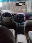A picture of Toyota Sienna XLE 2005 model first body nothing to fix