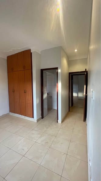 A picture of House for rent in kitende Kijapan