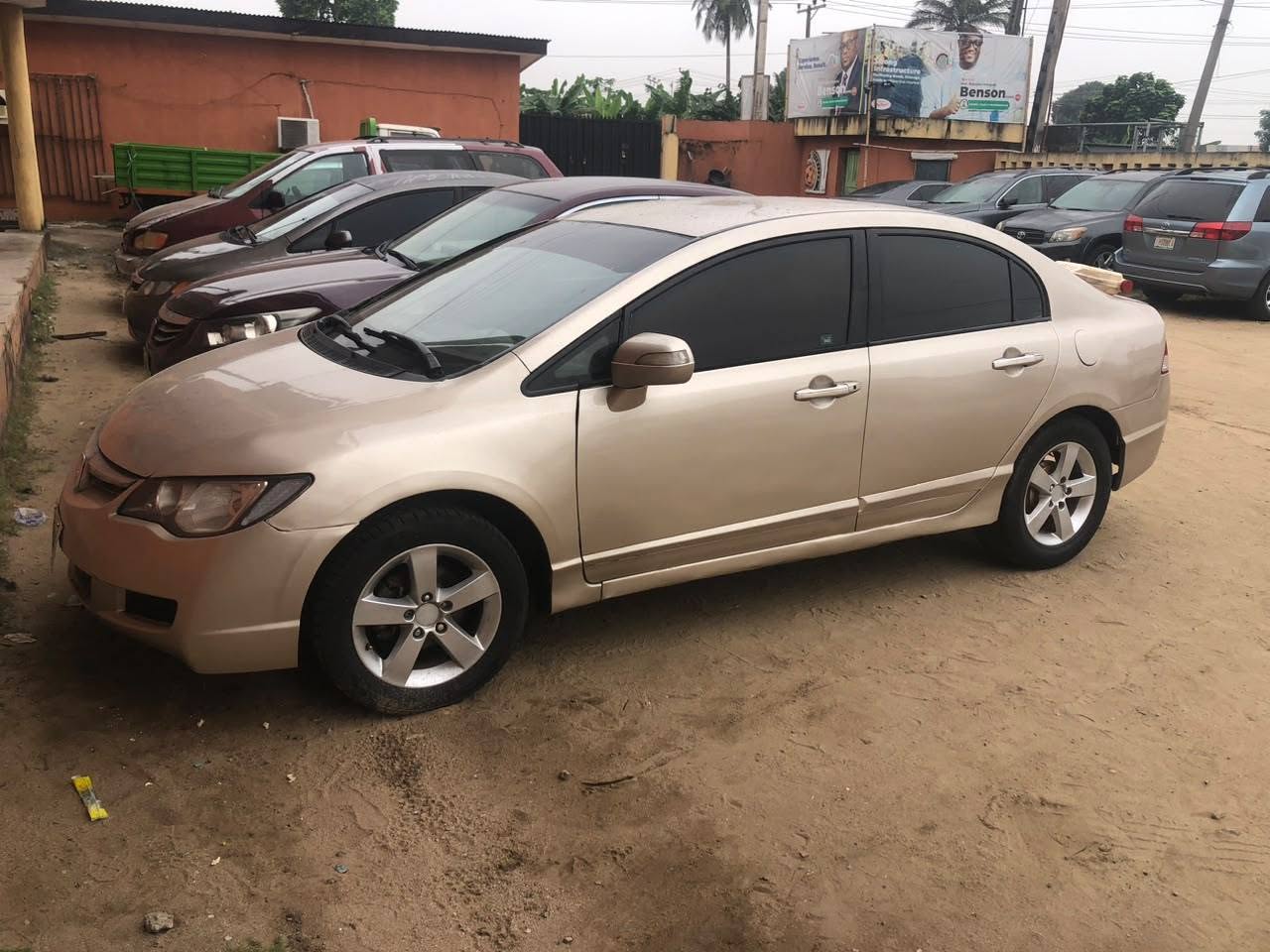 A picture of Honda Civic 2008