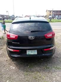 A picture of Kia Sportage 2012 Black SUV