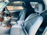A picture of 2004 toyota rav