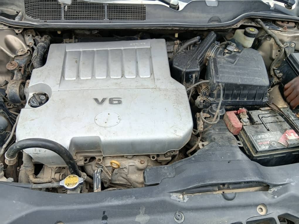 A picture of Toyota Venza 08066414735