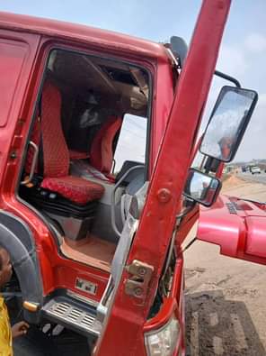 A picture of Distress 33m to owner Direct Belgium Current market value is