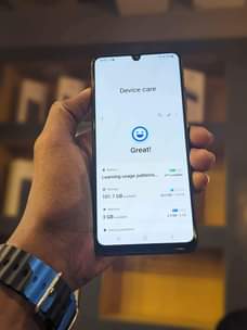 A picture of Samsung a32 ina 128gb