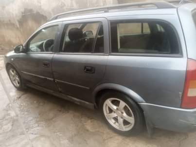 A picture of Toyota Corolla nd other s for sell at Ibadan dm