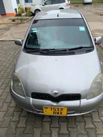 A picture of TOYOTA VITZ