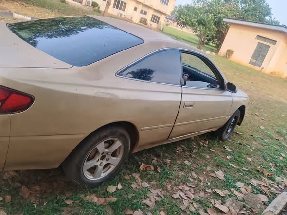 A picture of Toyota Solara
