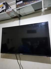 A picture of 40 inches hisense digital tv