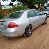 A picture of Very clean Honda Accord DC 2007 model legs l
