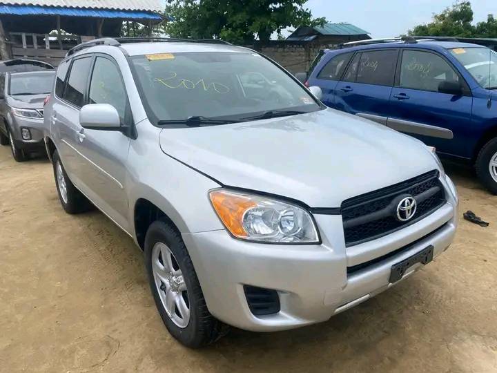 A picture of Toyota RAV4