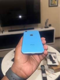 A picture of Iphone XR 64GB faceid on 