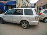 A picture of 2006 Honda Pilot in good good condition Sound engine gear