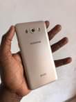 A picture of SAMSUNG J7 6