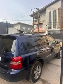 A picture of 2004 Toyota Highlander